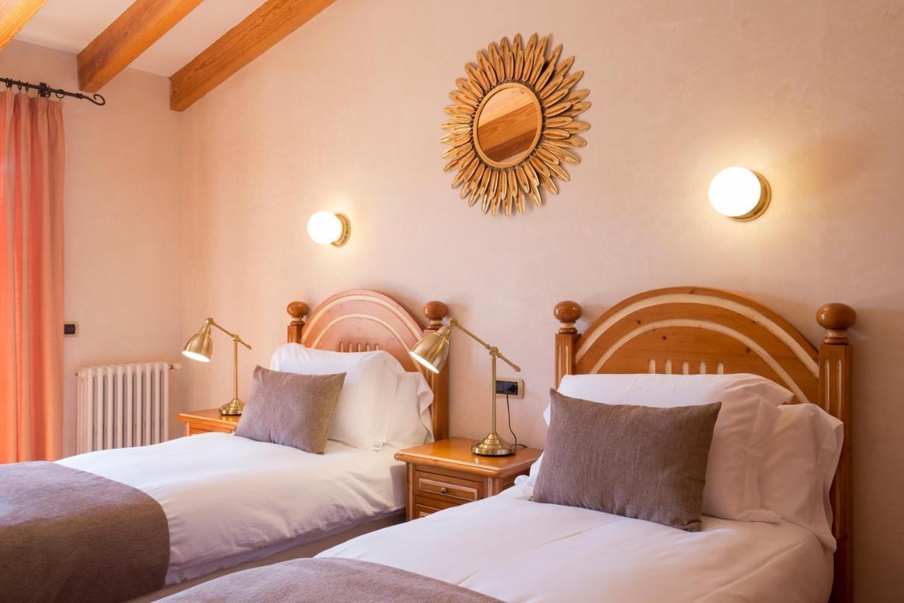 Villa Ca'N Sureda - La Goleta Hotel De Mar & Villas بويينسا المظهر الخارجي الصورة